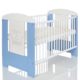 Baby Kinderbett PRINCE 120x60 cm weiss blau mit Holz Gravur und Matratze