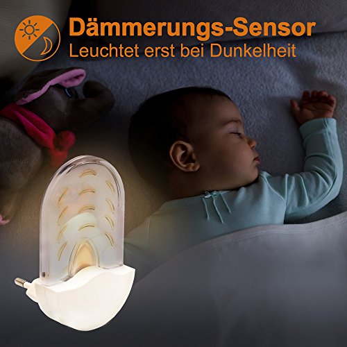 Briloner Leuchten Bernstein LED Nachtlicht für Kinder- & Schlafzimmer, Auto-Dämmerungs-Sensor, Orientierungslicht, Nachtlampe für Steckdose; Höhe: 9 cm