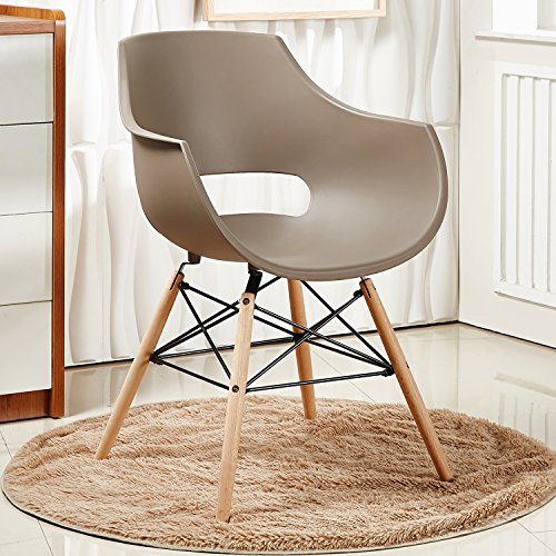 P & N Homewares Stuhl im Retro-Stil nach Olivia Eiffel, Kunststoff, Stuhl für Esszimmer, Büro, Besprechungsraum, in lebendigen Farben braun